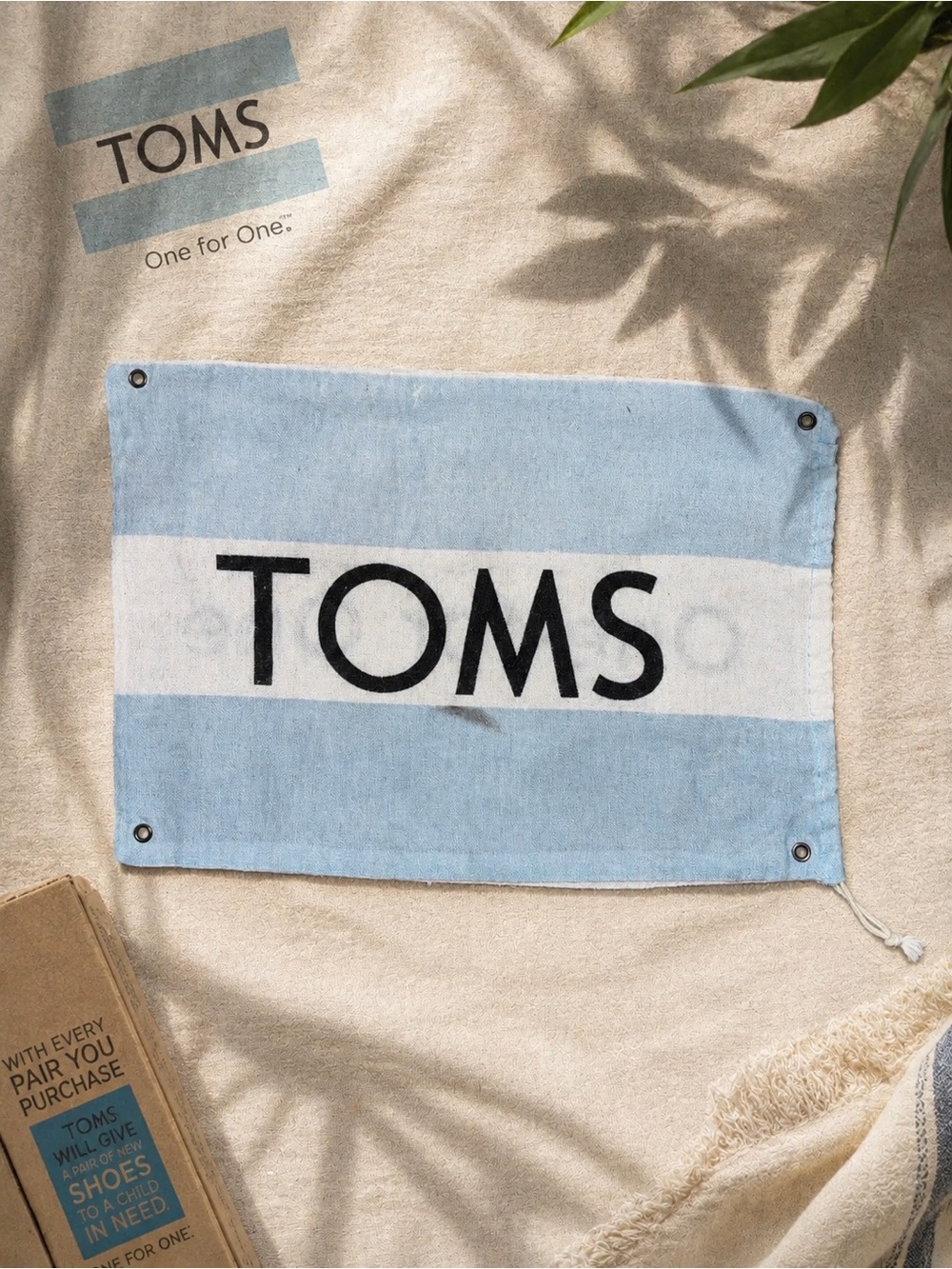 toms one for one drawstring shoe bag dust bag - blue and white